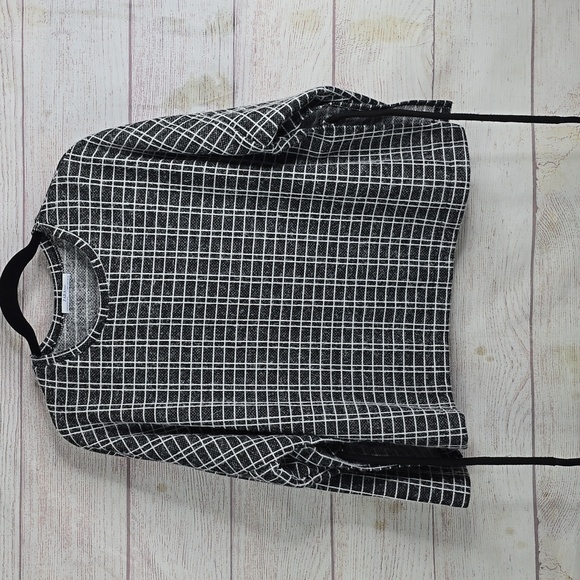 Zara Plaid Fuzzy Blouse Top Black White Crewneck Long Sleeve Drawstring Sz Med - Picture 1 of 12